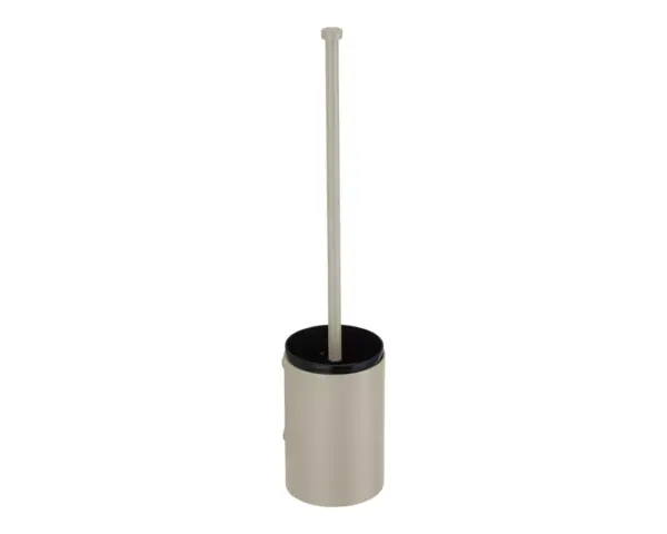 Szczotka do WC z uchwytem mocowanym do ściany, tuba krótka, MERIDA STELLA SILK GREY LINE, szara jedwabista Zbliżenie na jedwabistą szarą powłokę uchwytu szczotki WC Merida Stella