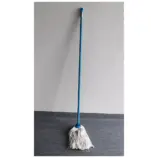 Mop sznurkowy SKP450 zamontowany na uchwycie HFK450